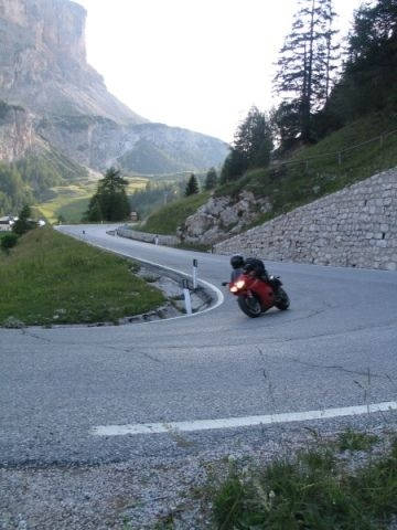 SS243 / Passo di Gardena Grodner Joch : Plan de Gralba - Corvara