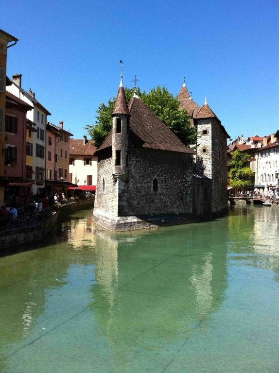 annecy--pontarlier-